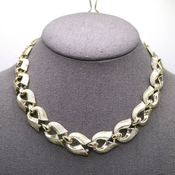 Vintage Gold Tone Necklace, Textured Links, Hook Clasp, 1950s, 16 Inch - Picture 1 of 10